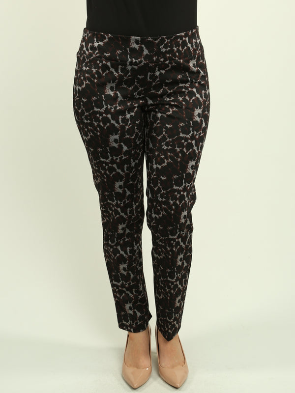 Patterned Pull-On Pant