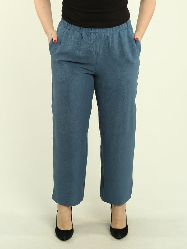 High-Waist Textured Pants